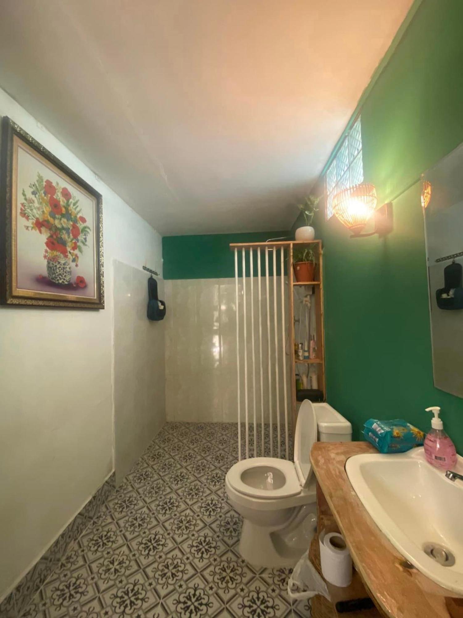 Homestay Yellow Natural House シェムリアップ エクステリア 写真